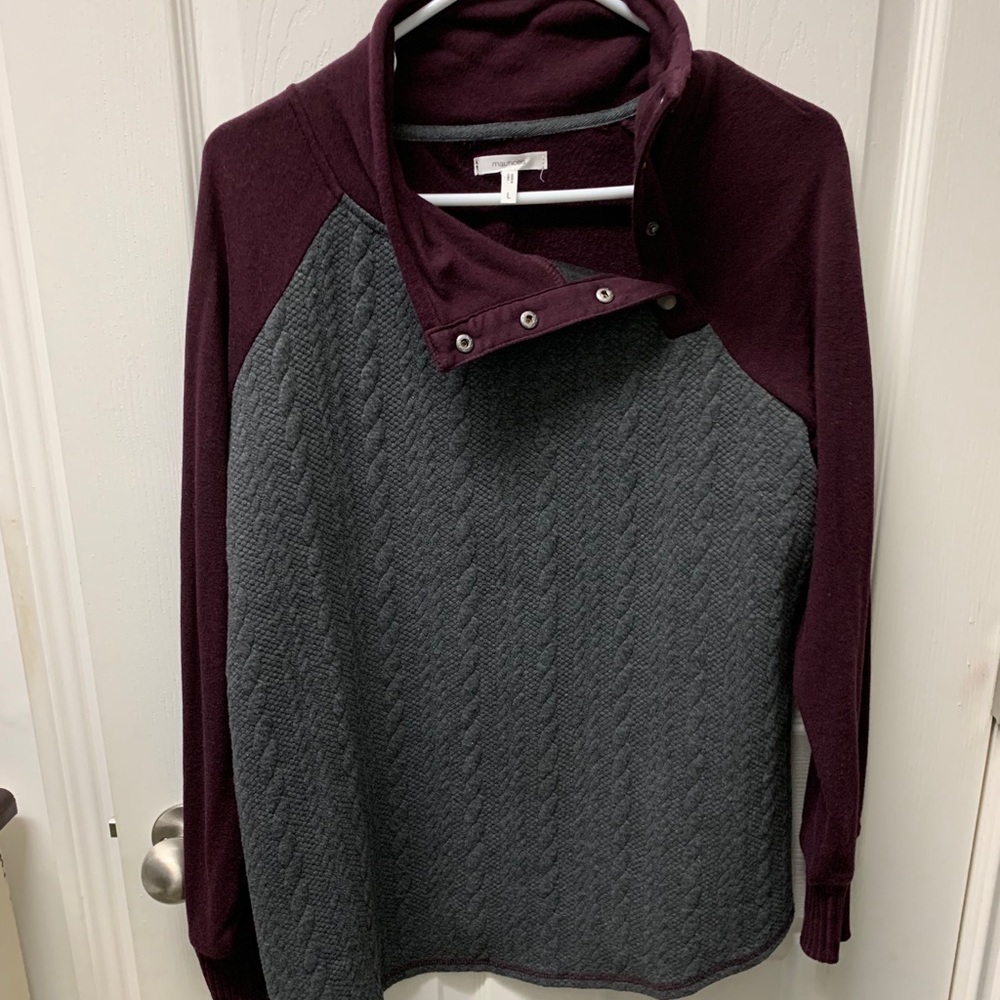 Women’s pull over sweater